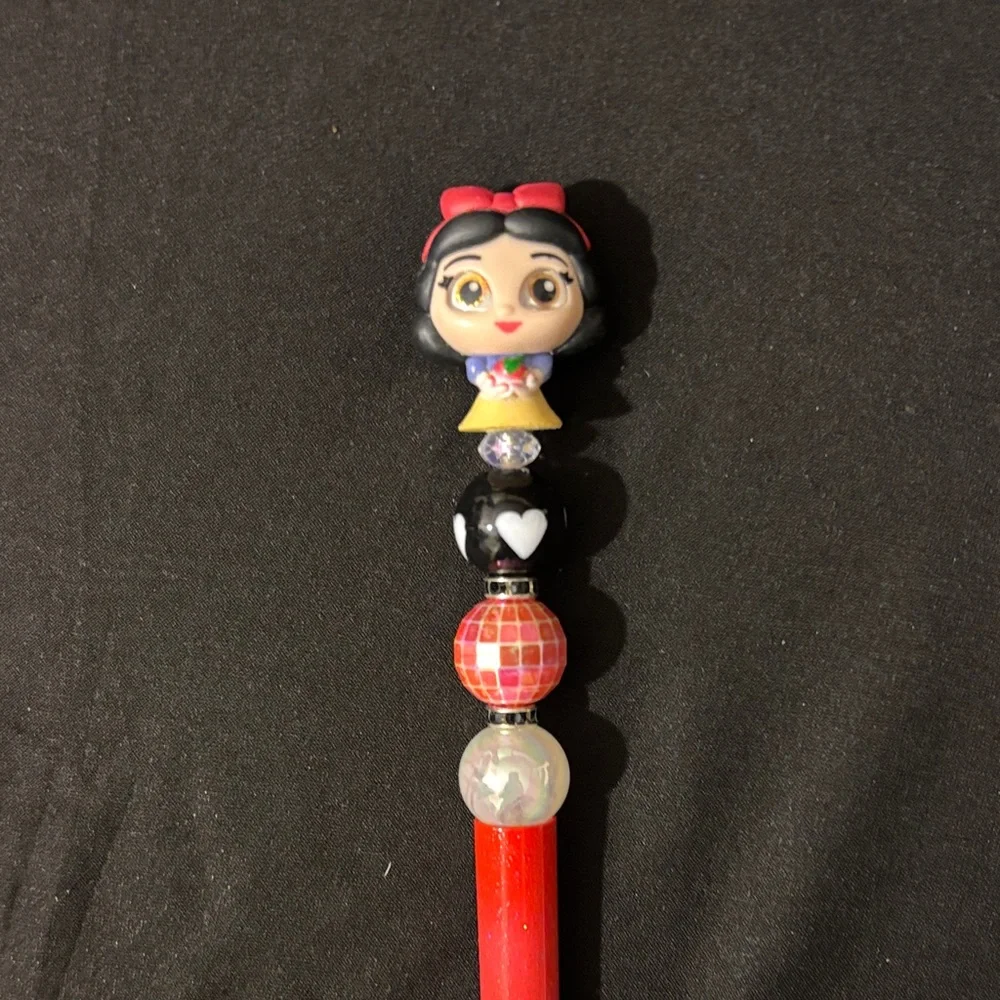 Handmade Disney Doorable Snow White Pen